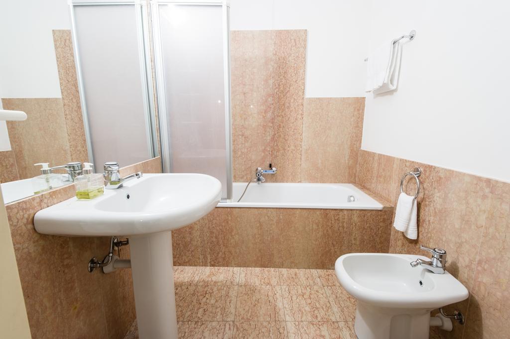 Italianflat - Palazzo Zeiner Lägenhet Verona Rum bild