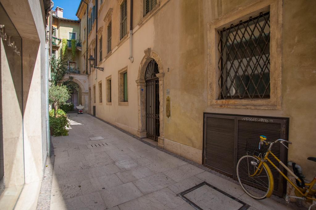 Italianflat - Palazzo Zeiner Lägenhet Verona Exteriör bild